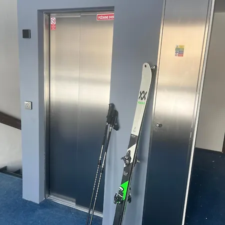 Kuka טטרנסקה לומניקה