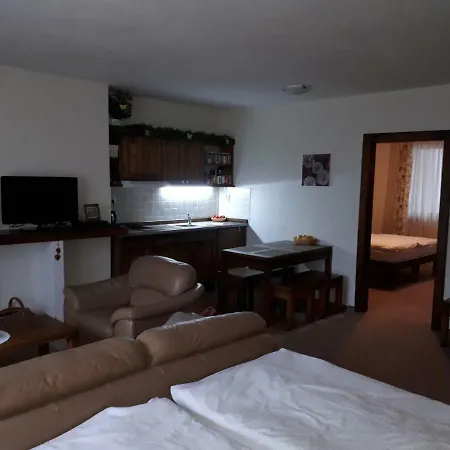 Kuka Apartment *