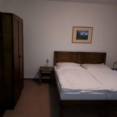 Kuka Apartment *